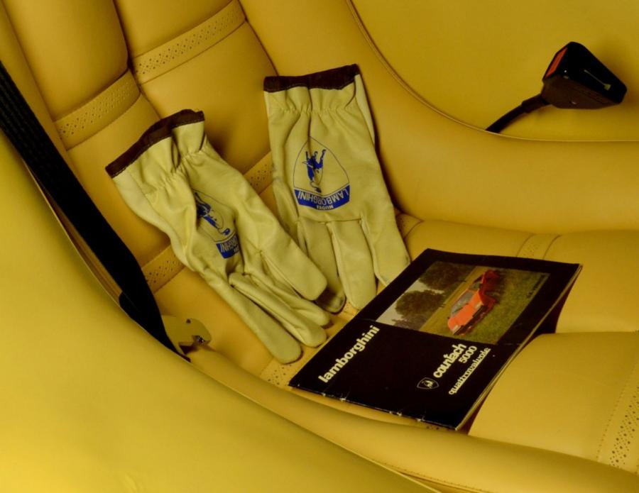  Lamborghini Countach 5000 QV 1987 года  (фото 26 из 63)